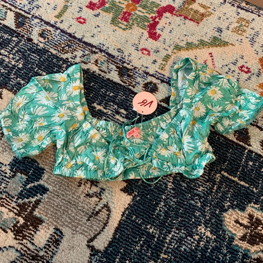 Verge girl tie top